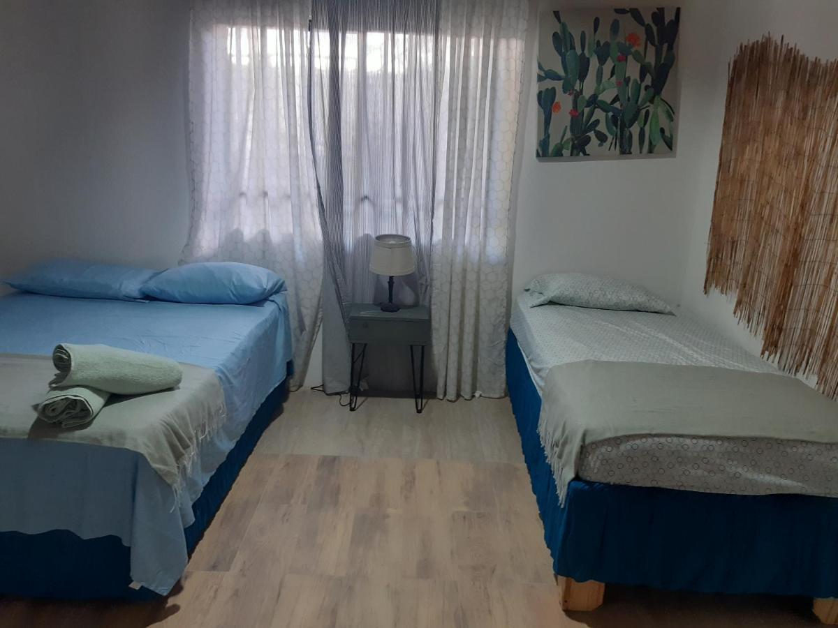 Joebi'S House Walking Distance To Rocky Cay Beach Ideal For Families Or Groups Buenavista  Kültér fotó