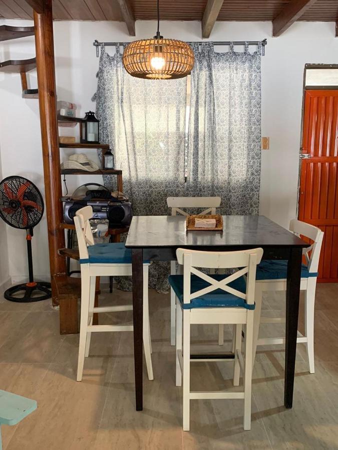 Joebi'S House Walking Distance To Rocky Cay Beach Ideal For Families Or Groups Buenavista  Kültér fotó